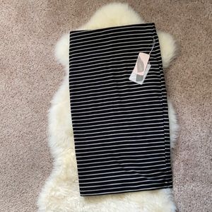 Forever21 pencil skirt NWT